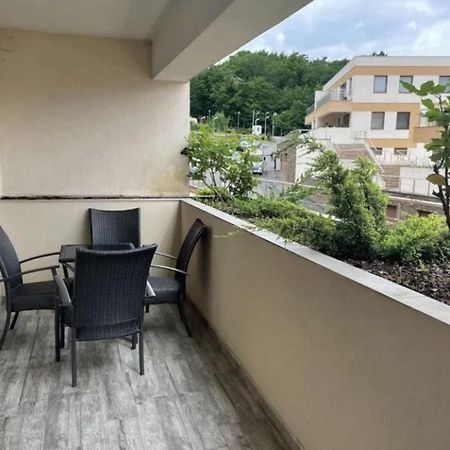 Londof Luxury Apartments - With A Panoramic View Over The City Braşov Exterior foto