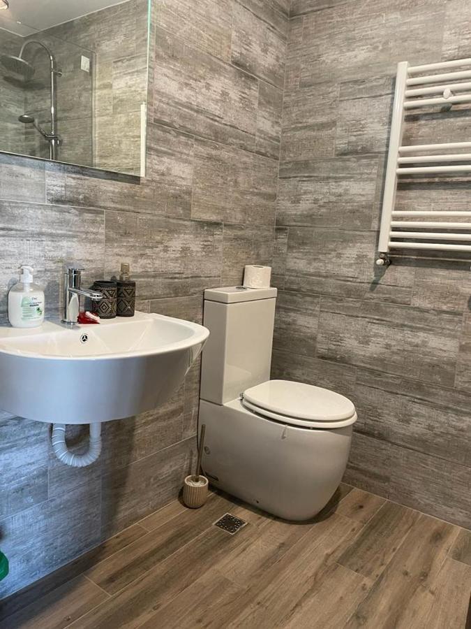 Londof Luxury Apartments - With A Panoramic View Over The City Braşov Exterior foto